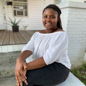 Meet your Posher, Lydia